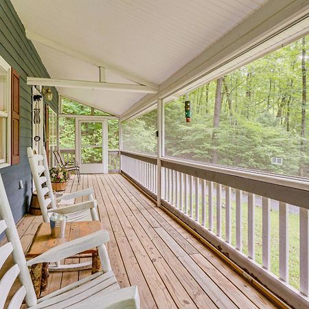 Secluded Cabin With Porch - 7 Miles To Lake Chatuge! Hayesville Eksteriør bilde
